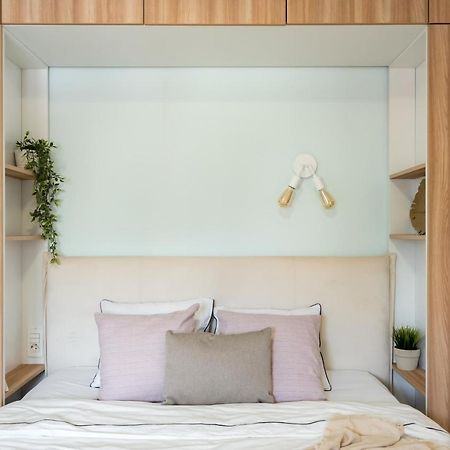 Candy Land Downtown Apartment บูคาเรสต์ ภายนอก รูปภาพ