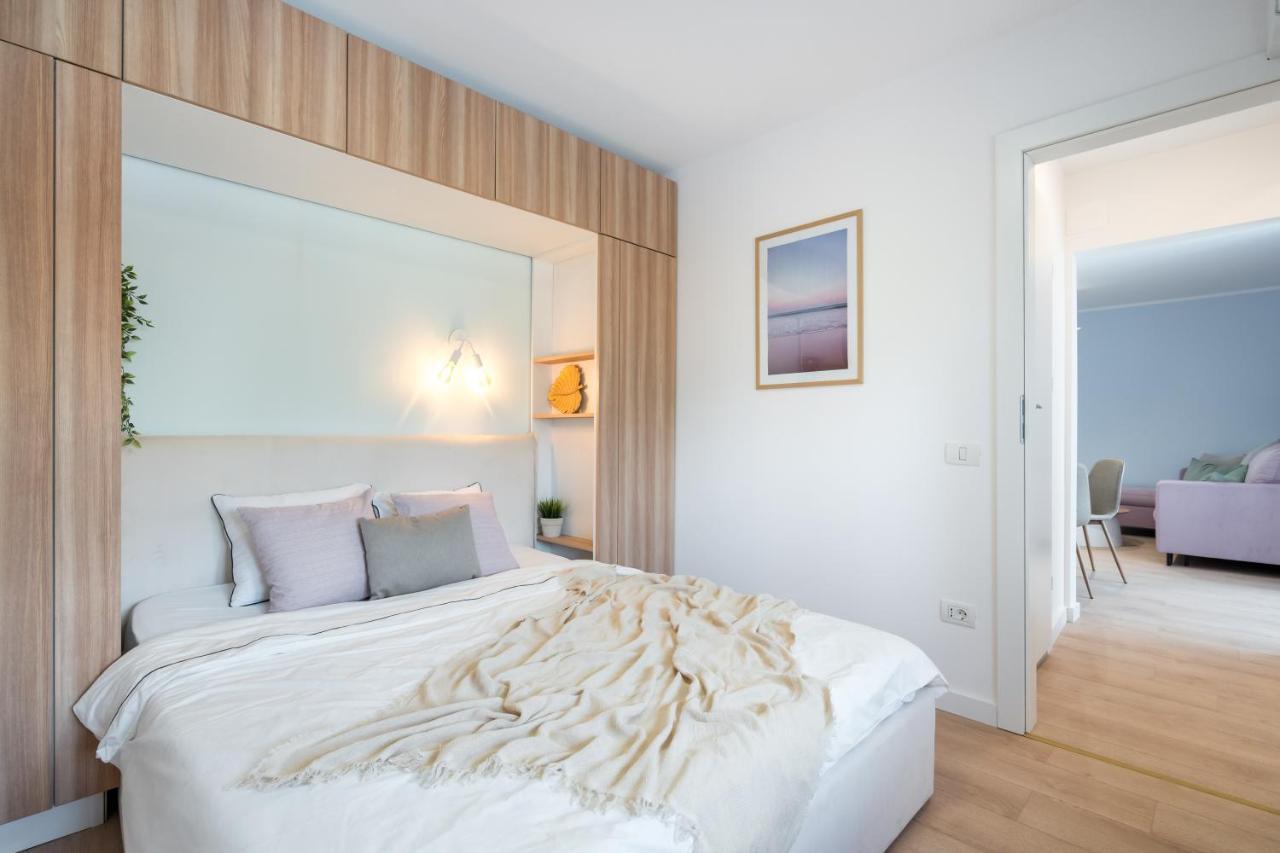 Candy Land Downtown Apartment บูคาเรสต์ ภายนอก รูปภาพ