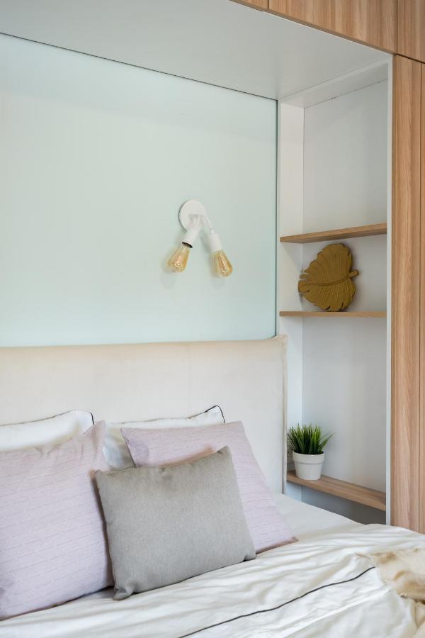 Candy Land Downtown Apartment บูคาเรสต์ ภายนอก รูปภาพ