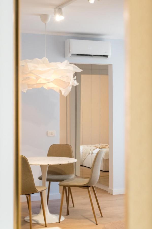 Candy Land Downtown Apartment บูคาเรสต์ ภายนอก รูปภาพ